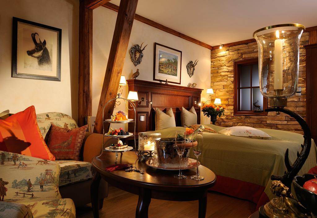 Relais & Chateaux Jagdhof Glashuette Bad Laasphe Szoba fotó